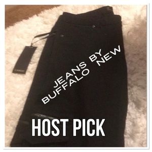 JEANS BY BUFFALO